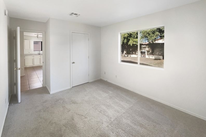 Photo 15 of 17 of 1624 W Mulholland Ct, Tucson, AZ