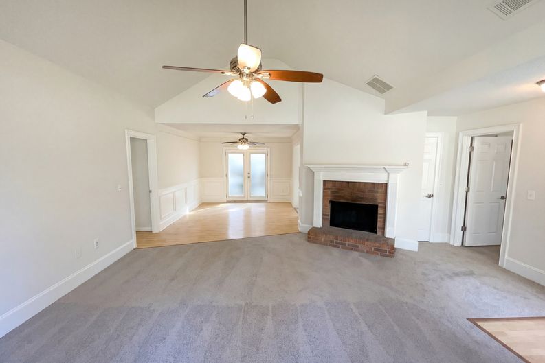 Photo 3 of 18 of 165 Christian Woods Dr, Conyers, GA