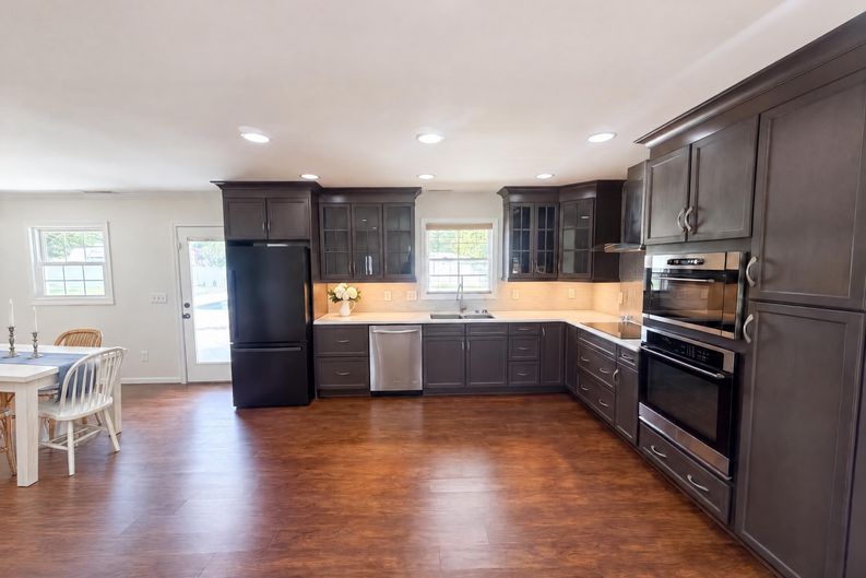 Photo 8 of 17 of 2 Cabot Ct, Greensboro, NC