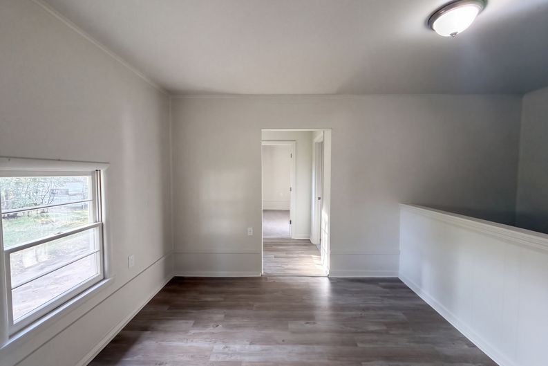 Photo 8 of 15 of 801 N Delaware St, Butler, MO