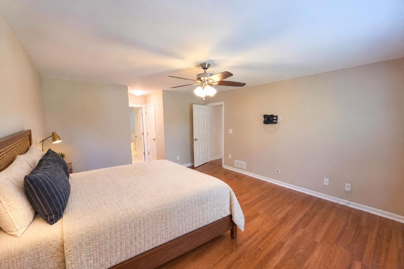 Photo 14 of 54 of 3067 Hillsong Cir, Dacula, GA