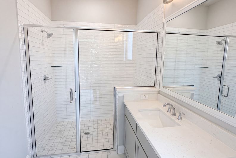 Photo 8 of 26 of 7592 Sanctuary Dr, Frisco, TX