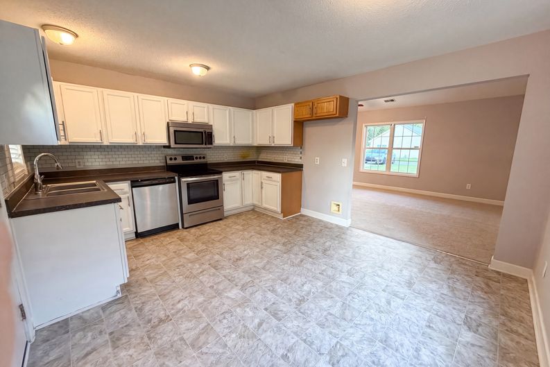 Photo 6 of 17 of 1 Plover Ct, Columbia, SC
