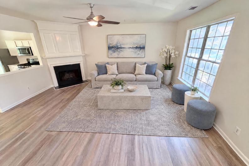 Photo 15 of 30 of 9155 Nesbit Ferry Rd, Alpharetta, GA
