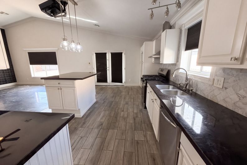 Photo 6 of 18 of 12502 N 126th Ln, El Mirage, AZ