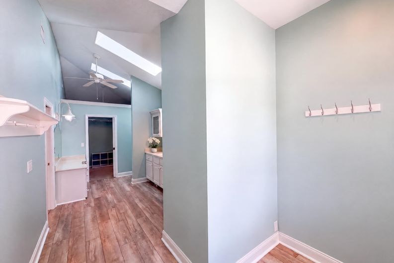 Photo 13 of 31 of 4335 SE 8th St, Ocala, FL
