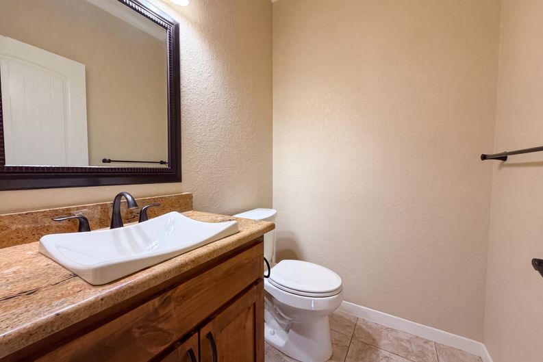 Photo 15 of 23 of 197 Vintage Ranch Cir, La Vernia, TX