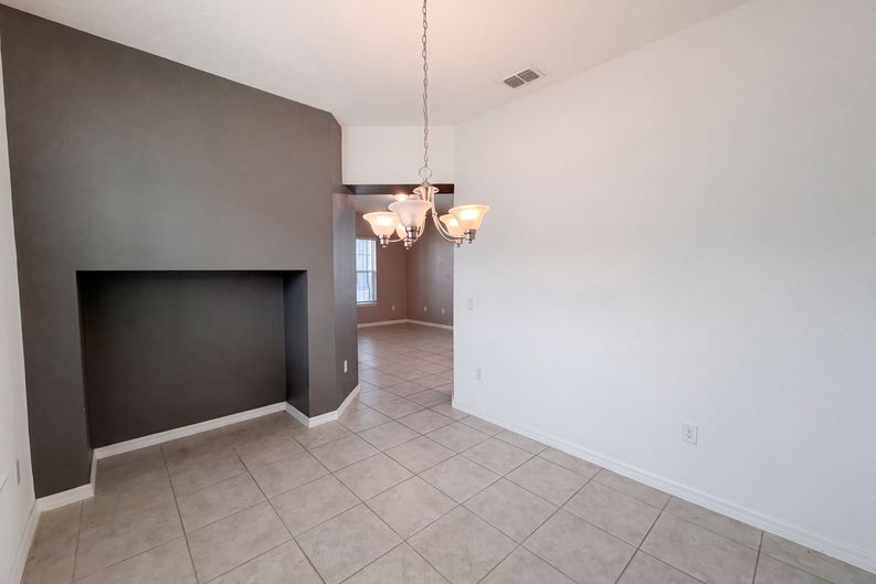 Photo 6 of 40 of 1572 Astoria Arbor Ln, Orlando, FL