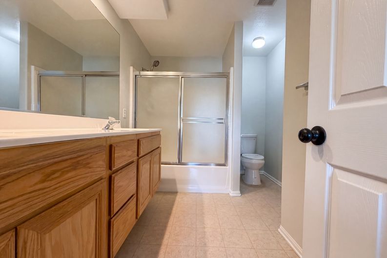 Photo 21 of 28 of 13185 Great Falls Ave, Victorville, CA