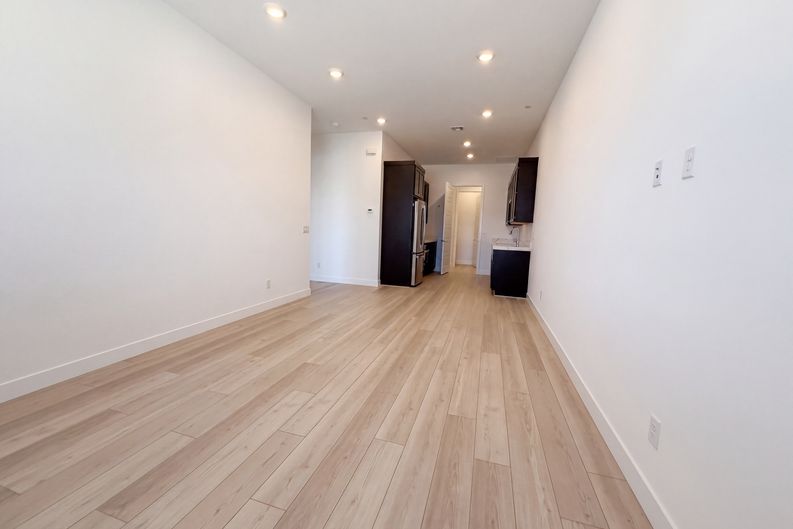 Photo 23 of 32 of 8289 Warbonnet Way, Las Vegas, NV