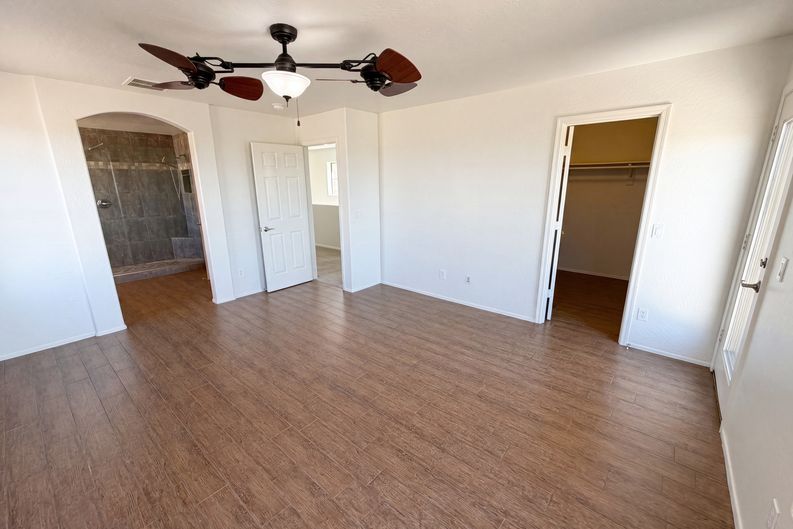 Photo 4 of 40 of 2513 W Florentine Rd, Phoenix, AZ