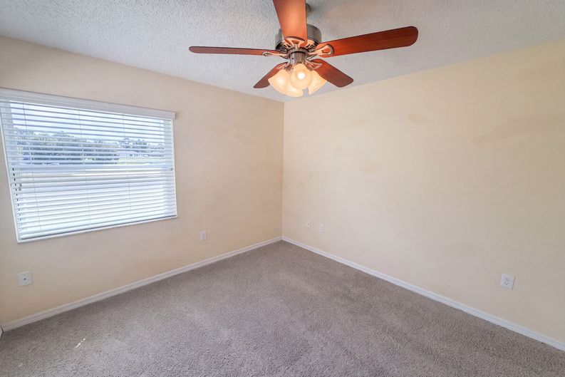 Photo 24 of 44 of 4573 Bayridge Ct, Spring Hill, FL