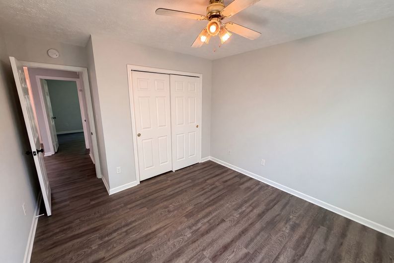 Photo 14 of 20 of 2027 Ferdinand Ct, Indianapolis, IN