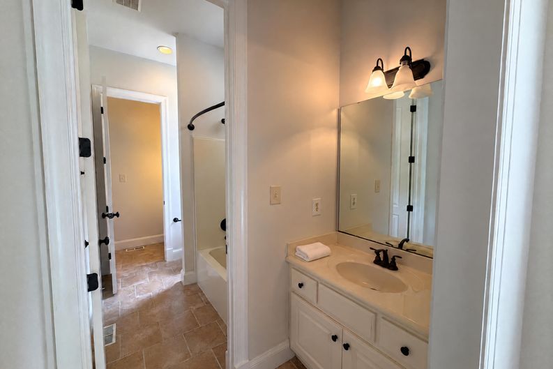 Photo 15 of 42 of 3027 Krogen Ct, Creedmoor, NC