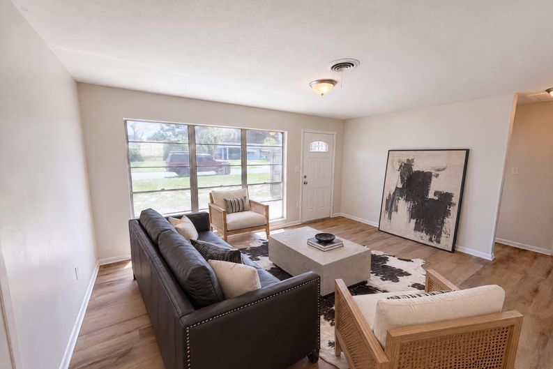 Photo 3 of 25 of 4450 Keats Ave, Titusville, FL