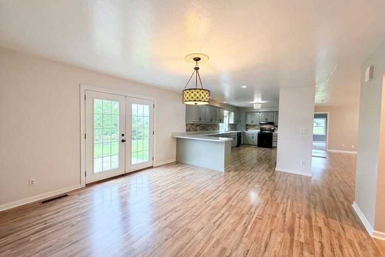 Photo 7 of 28 of 144 Lizzie Wallin Rd, Crab Orchard, KY