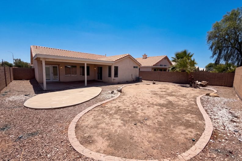 Photo 5 of 16 of 760 E Megan St, Chandler, AZ