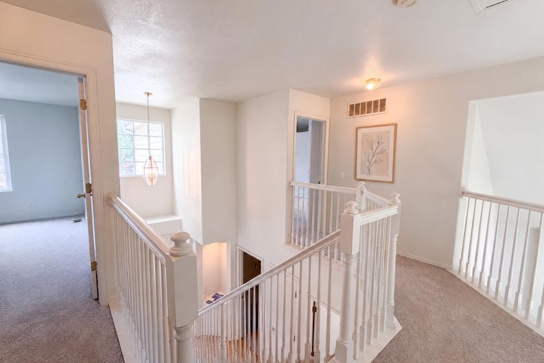 Photo 14 of 40 of 821 Sage Sparrow Cir, Highlands Ranch, CO