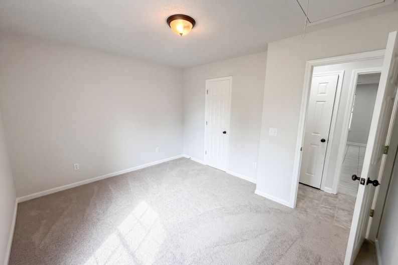 Photo 22 of 50 of 305 Pebble Creek Ct, West Columbia, SC