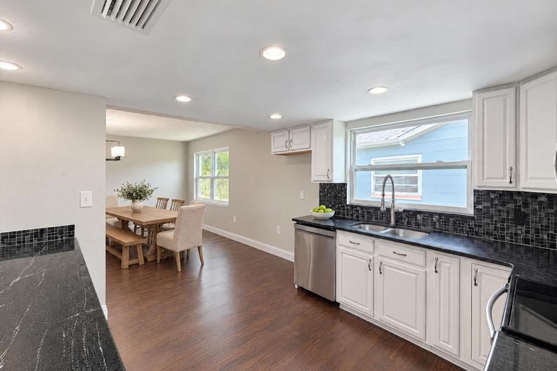 Photo 4 of 23 of 8402 Moulton Dr, Port Richey, FL