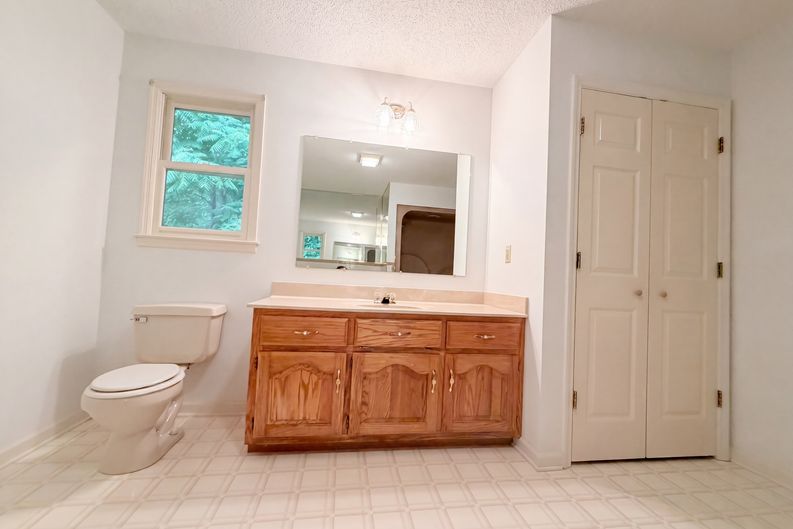 Photo 13 of 20 of 8663 Dog Branch Rd, Mount Pleasant, TN