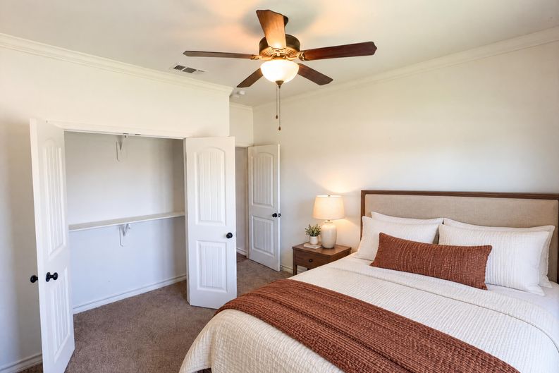Photo 17 of 27 of 8809 10th St, Lubbock, TX