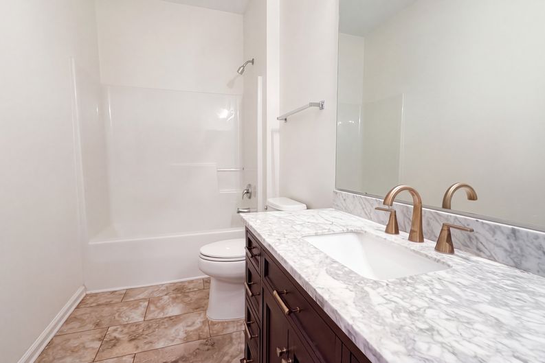 Photo 15 of 17 of 7175 Somerset Springs Dr, Charlotte, NC
