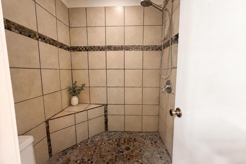 Photo 10 of 16 of 1803 Frontier Trl, Round Rock, TX
