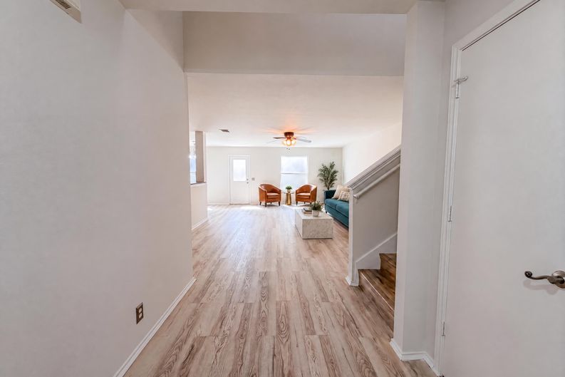 Photo 6 of 22 of 5810 Vasey Blvd, Austin, TX