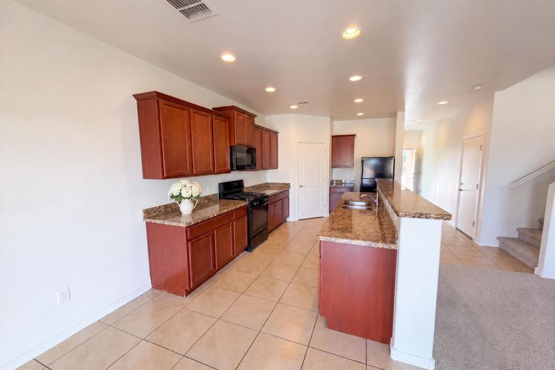Photo 6 of 30 of 6295 S Crane Dr, Tucson, AZ