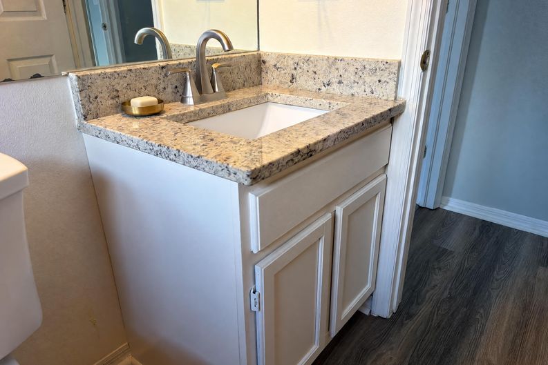 Photo 34 of 41 of 9703 Glenpointe Dr, Riverview, FL