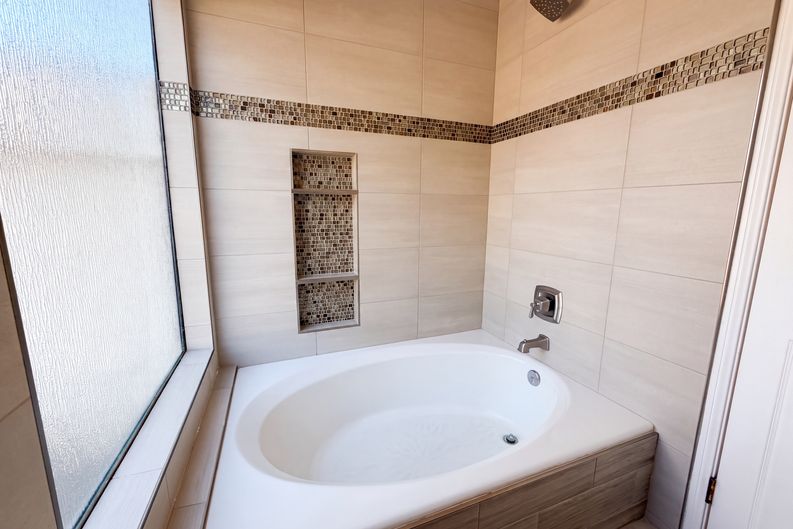 Photo 18 of 40 of 15408 Glentree Rd, Valley Center, CA