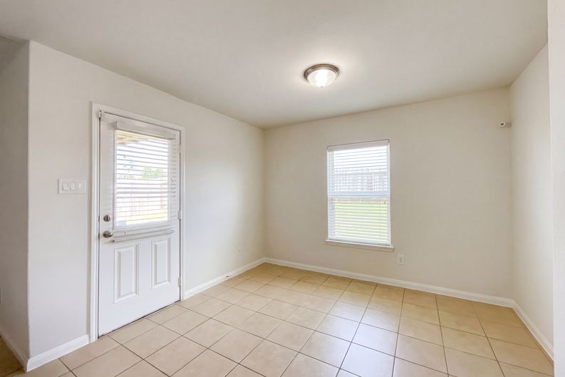 Photo 15 of 16 of 8735 Hazel Rose Sky Dr, Humble, TX
