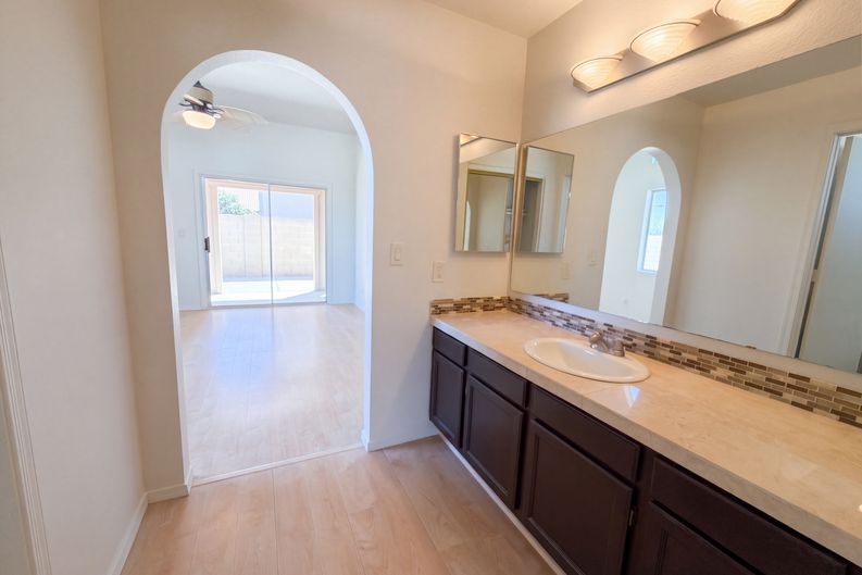 Photo 11 of 26 of 1395 N Santa Anna Ct, Chandler, AZ