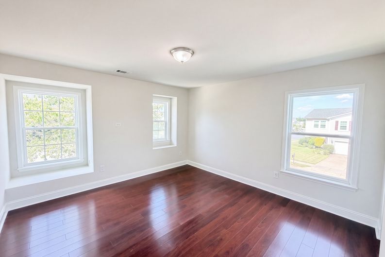 Photo 11 of 25 of 14903 Superior St, Charlotte, NC