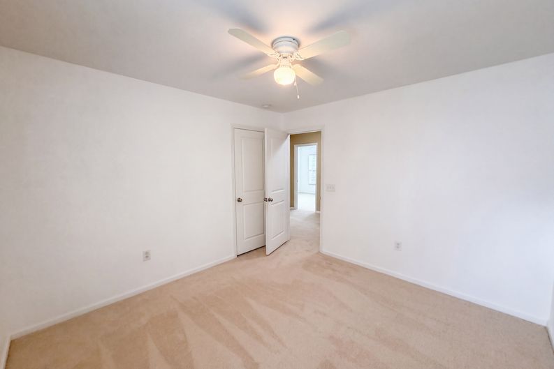Photo 33 of 41 of 3037 Ellington Dr, Summerville, SC