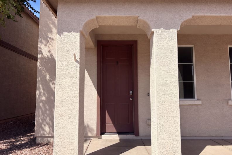 Photo 6 of 68 of 5416 W Albeniz Pl, Phoenix, AZ
