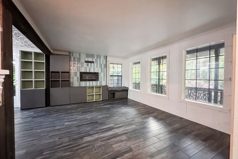 Photo 3 of 44 of 7423 Ebbert Dr SE, Port Orchard, WA