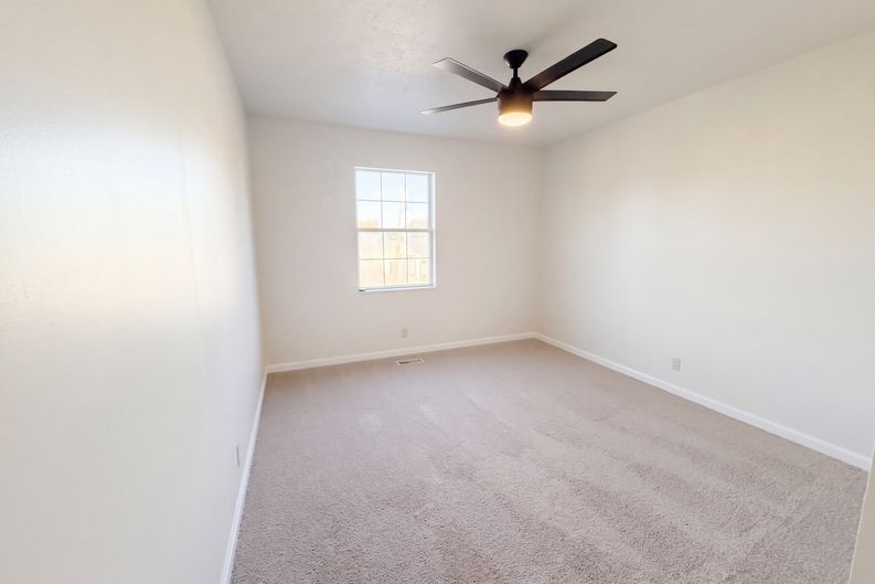 Photo 11 of 16 of 1100 Burlingame Ct, Antioch, TN