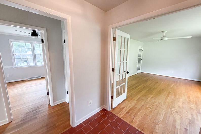Photo 15 of 16 of 1016 Forestview Dr, Colonial Heights, VA