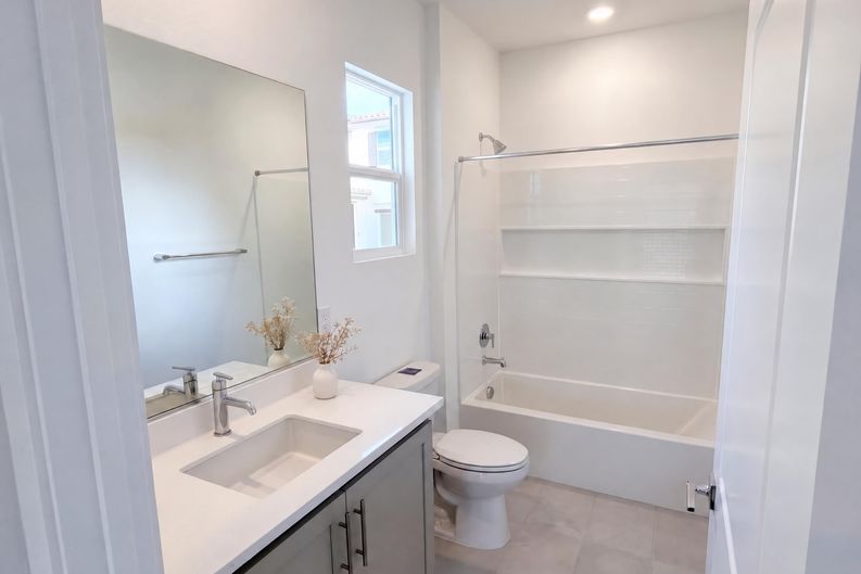 Photo 11 of 22 of 16213 Sculptor Ave, Lathrop, CA