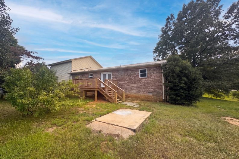 Photo 5 of 22 of 4552 Fall City Rd, Jasper, AL