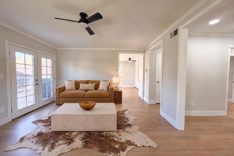 Photo 6 of 25 of 14602 Rosecourt Dr, Canyon Country, CA