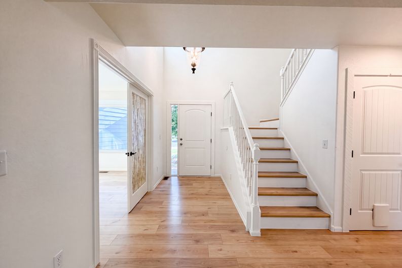 Photo 6 of 48 of 10562 Falcon St, Longmont, CO