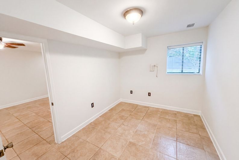 Photo 38 of 53 of 4958 Scotts Creek Trl, Peachtree Corners, GA