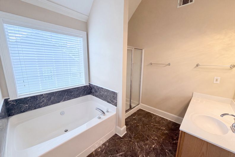 Photo 9 of 21 of 1414 Belfaire Lake Trl, Dacula, GA