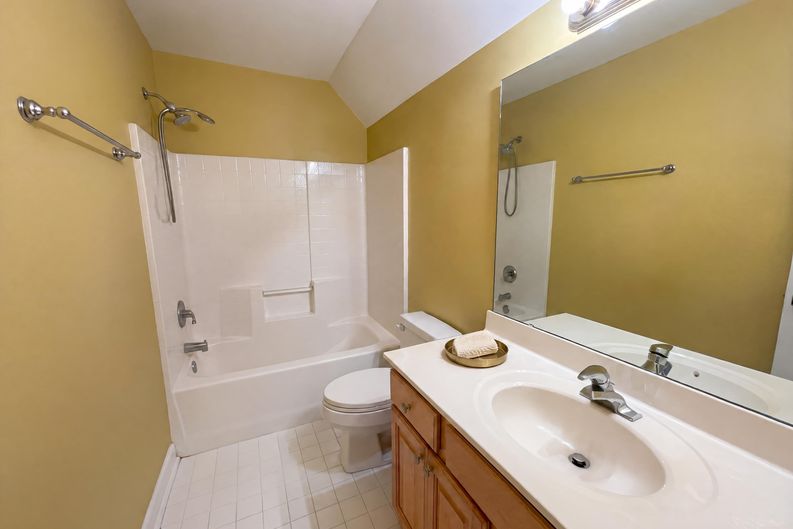 Photo 15 of 17 of 6412 Pleasant Creek Ct, Raleigh, NC