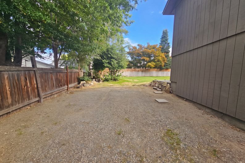 Photo 17 of 19 of 611 Marcie Ct, East Wenatchee, WA