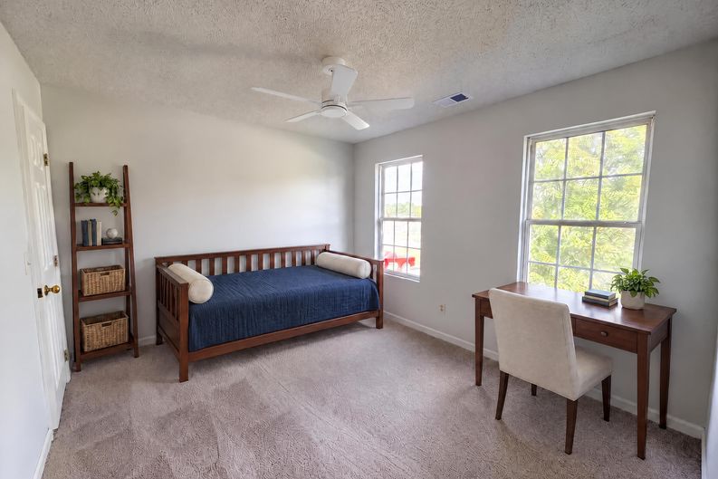 Photo 16 of 27 of 518 Glenfield Cir, Maryville, TN