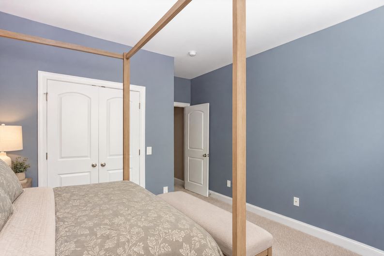 Photo 23 of 37 of 205 N Centurion Ln, Mount Holly, NC